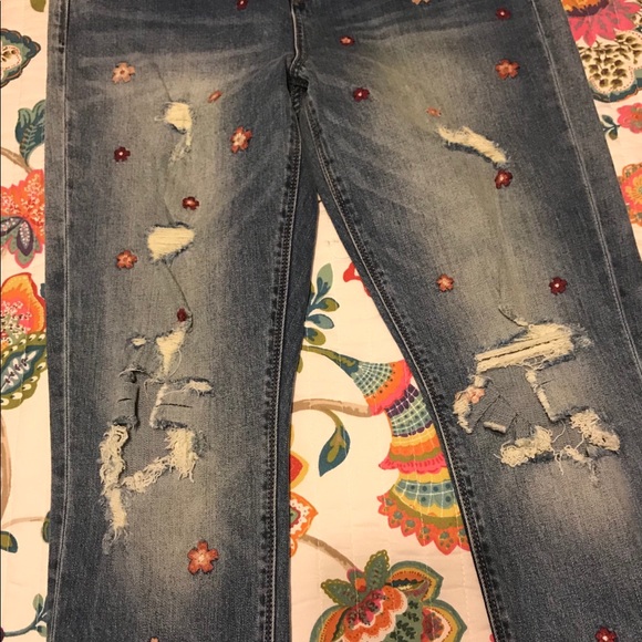 🍀Lucky Brand Bridgette Skinny floral jeans🍀 - Picture 4 of 6
